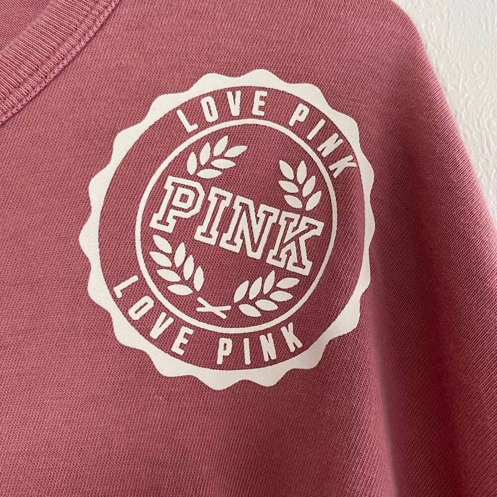 PINK Victoria’s Secret Oversized Logo Tee Large Pink 3/4 Sleeve Varsity Graphic - Picture 7 of 8